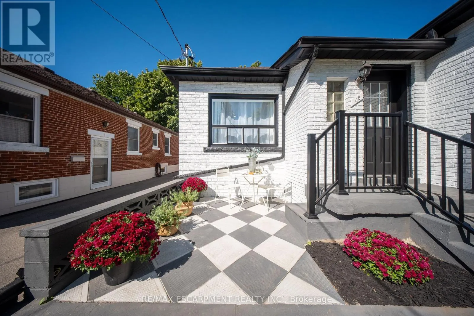 48 WOODBRIDGE ROAD