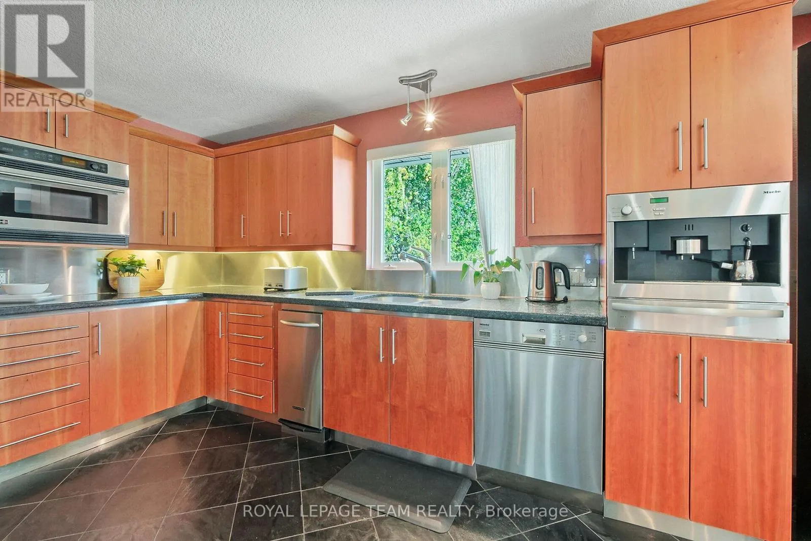461 CAMPBELLS SIDE ROAD
