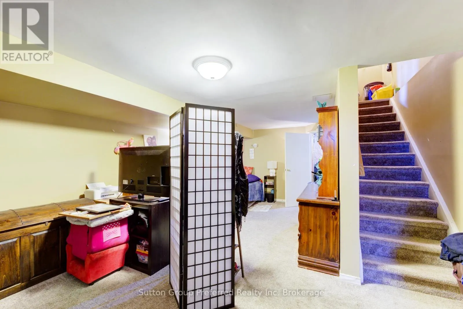 28 - 1093 NELLIS STREET, #28