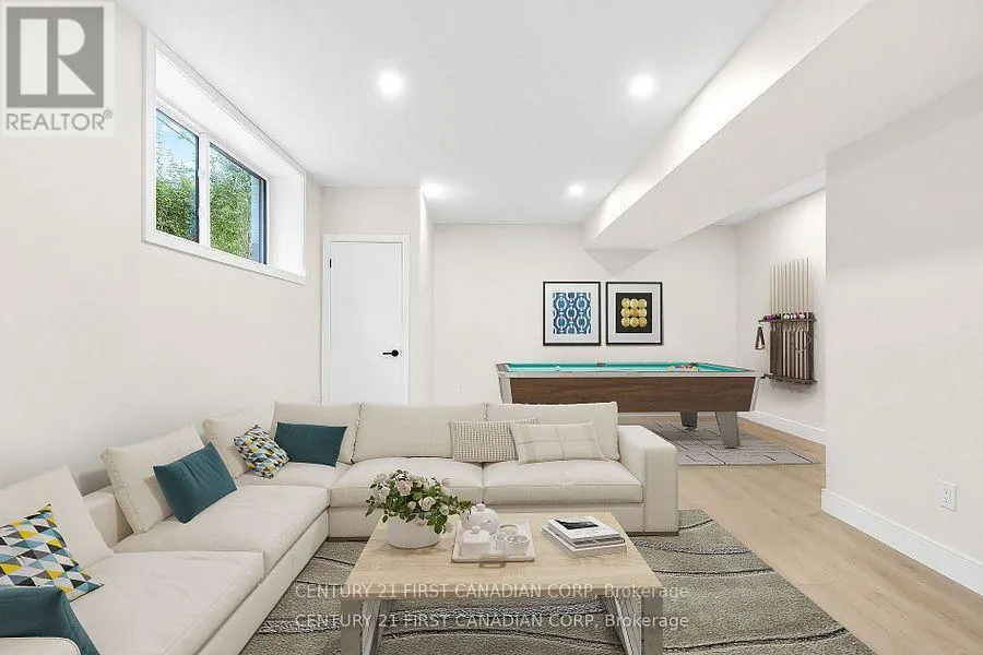 858 WILLIAM STREET