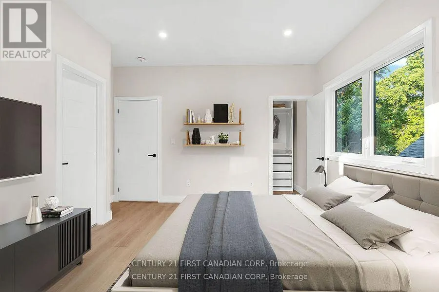 858 WILLIAM STREET