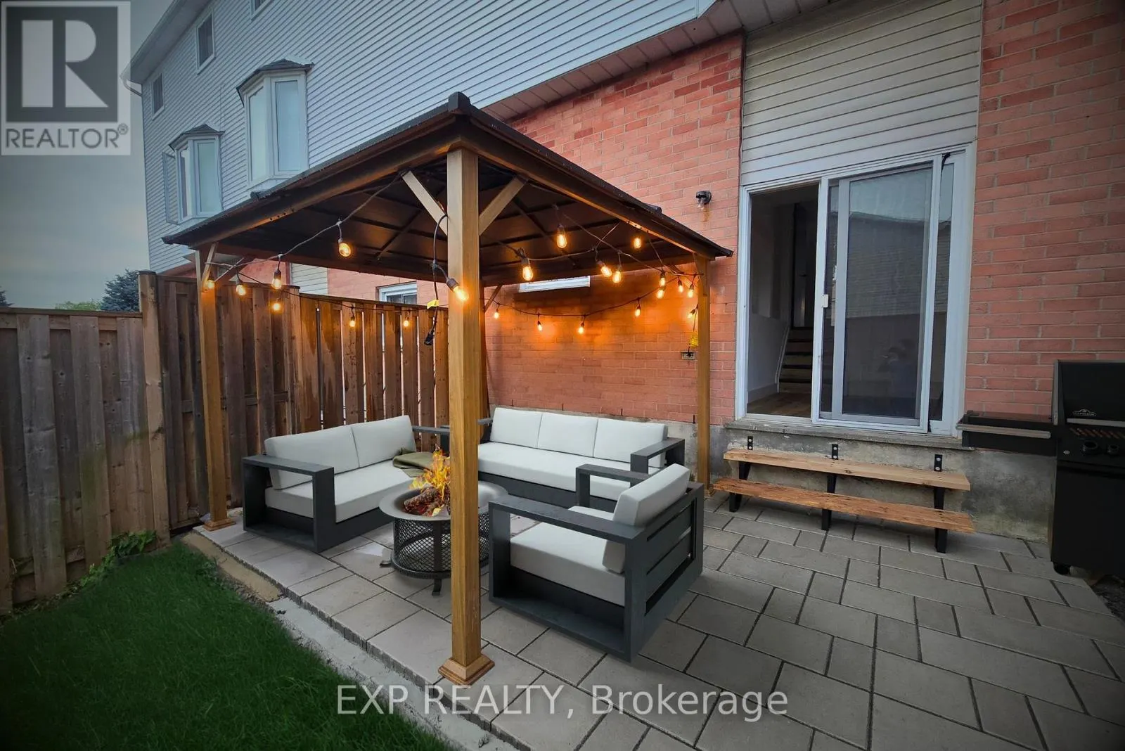 10 - 1255 UPPER GAGE AVENUE