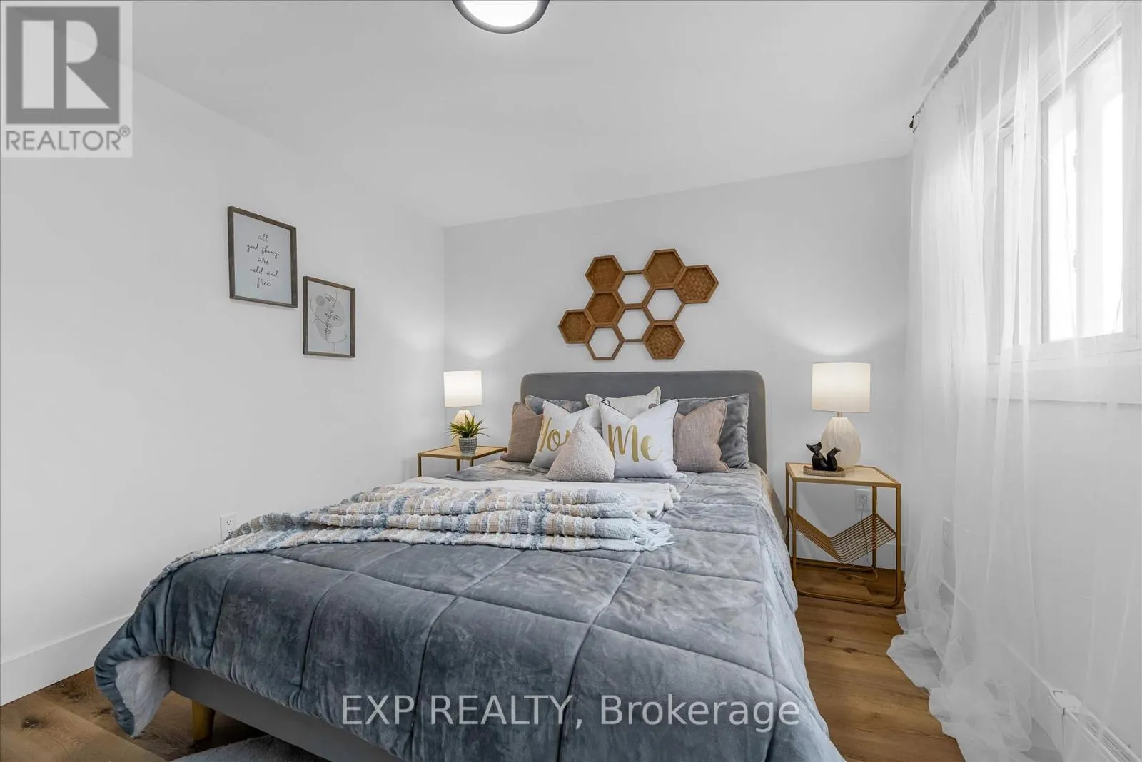 10 - 1255 UPPER GAGE AVENUE
