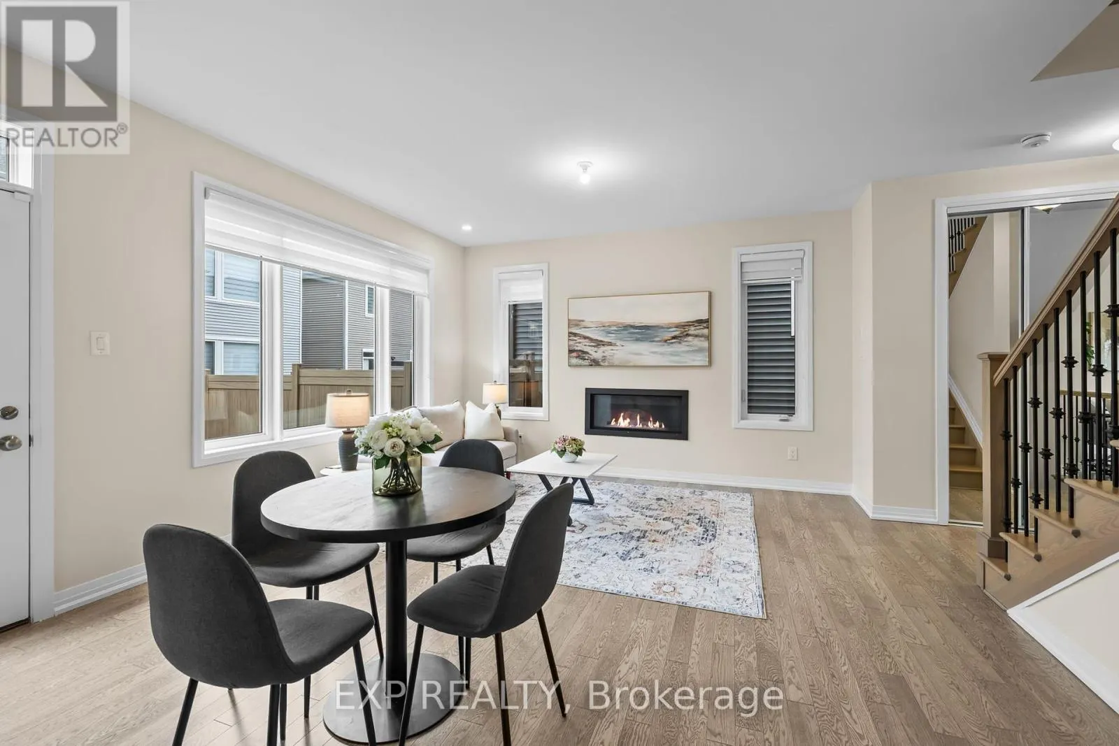807 MERCIER CRESCENT