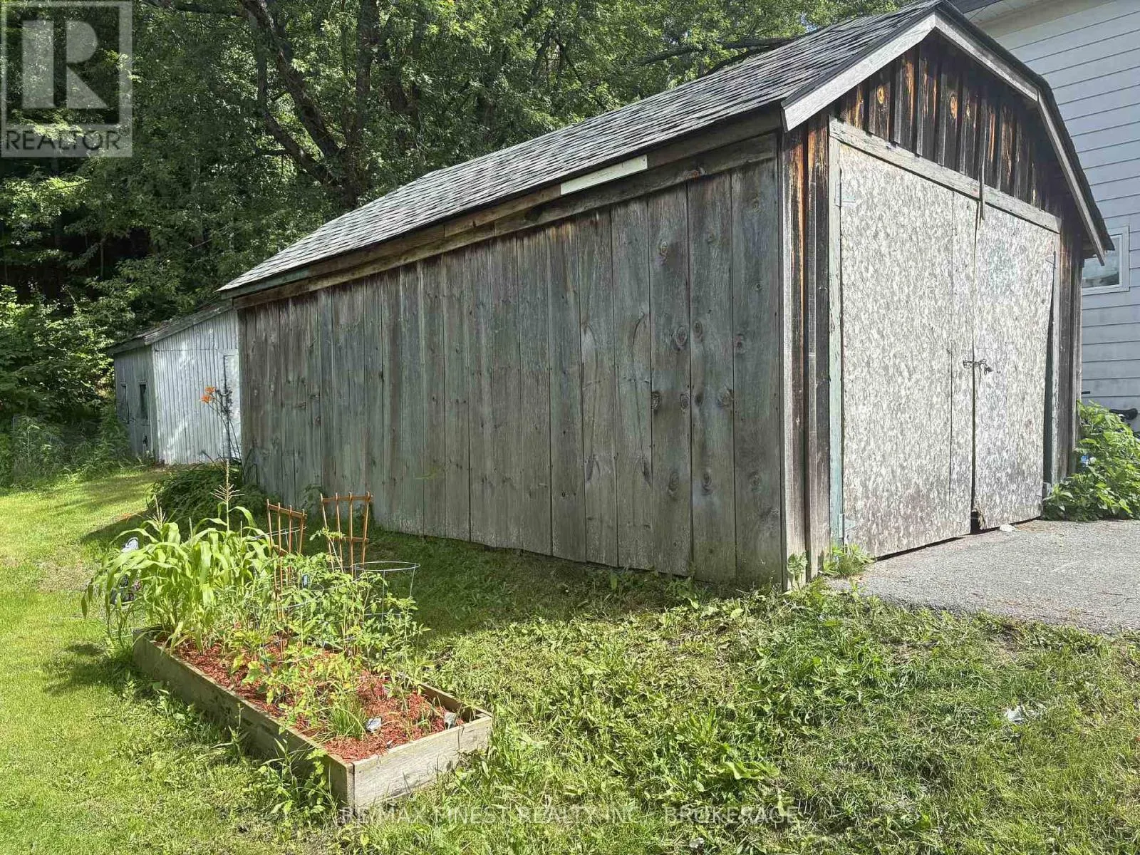 1469 MOUNTAIN GROVE ROAD