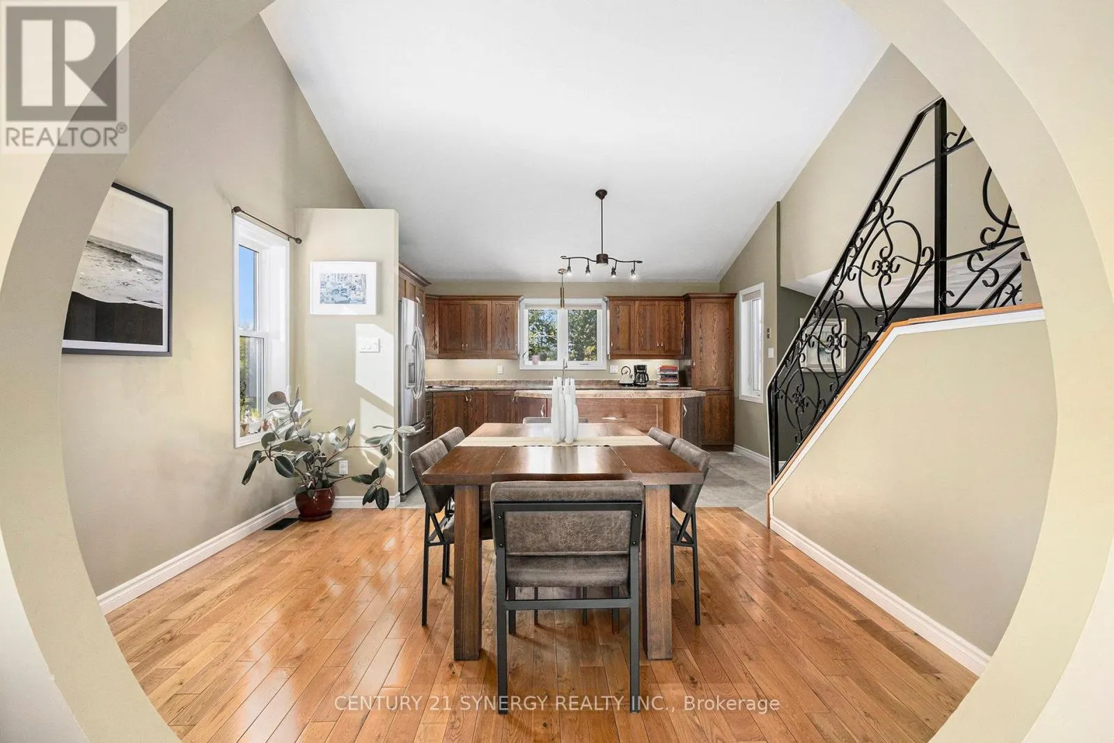 12 DAVIS LANE