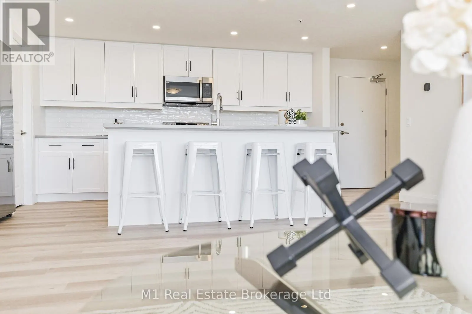 208 - 99B FARLEY ROAD, #208