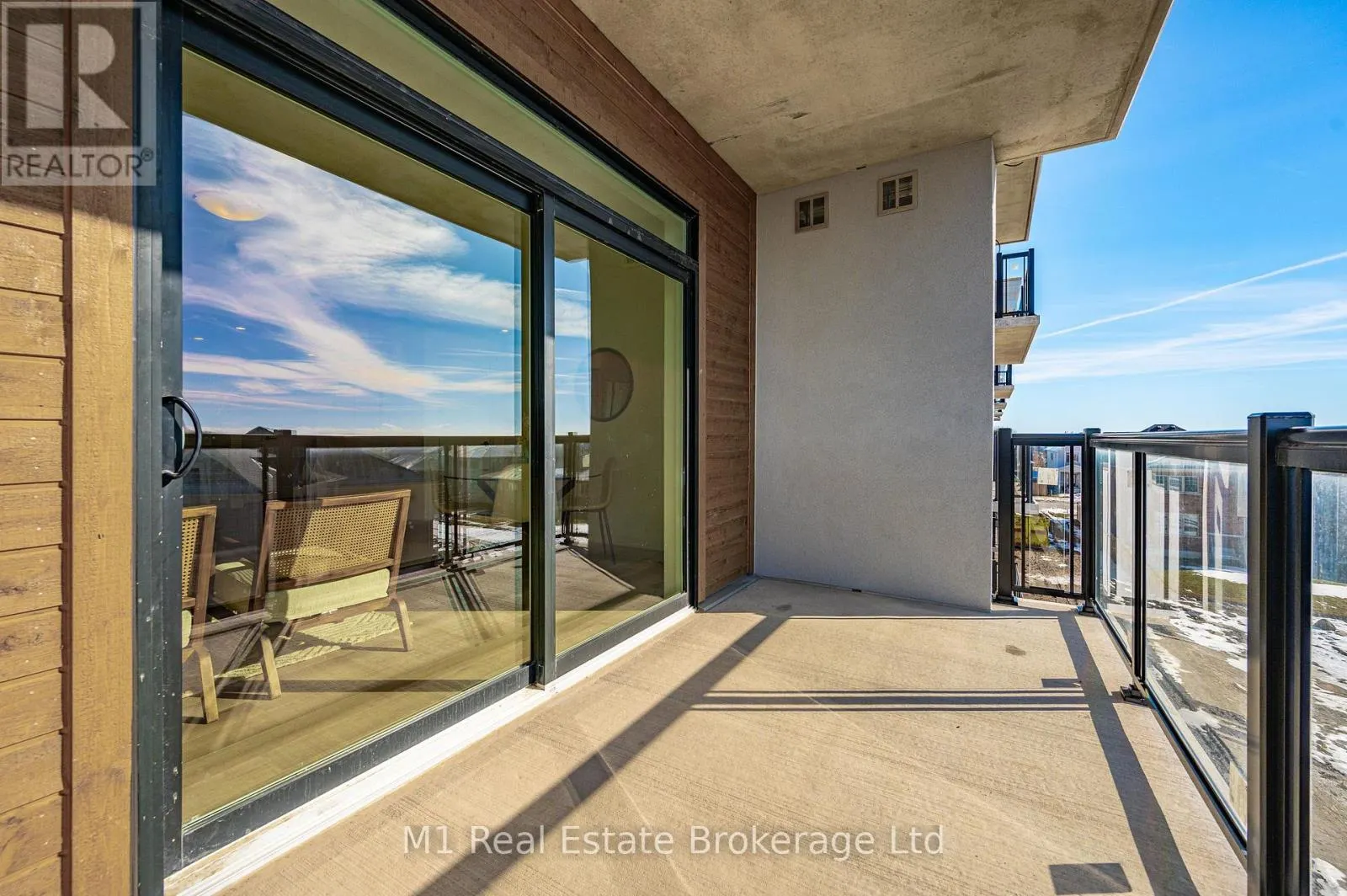 208 - 99B FARLEY ROAD, #208