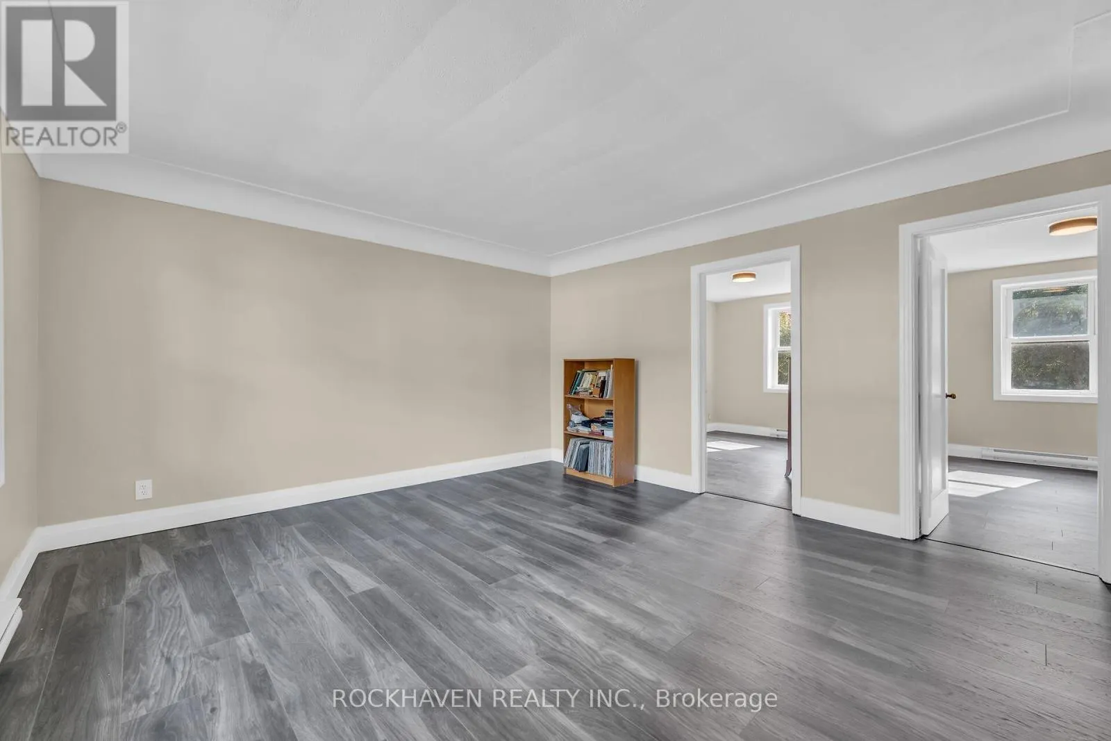 36 MACKLIN STREET N
