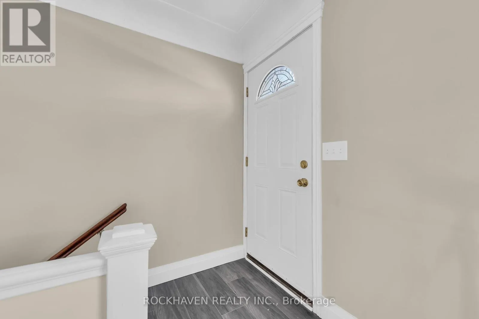 36 MACKLIN STREET N