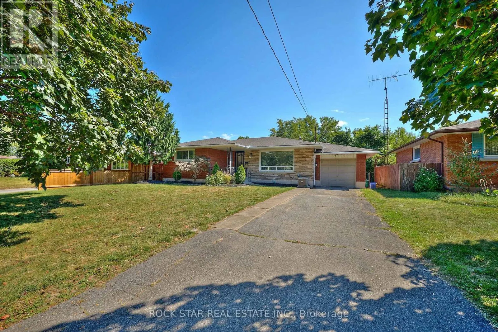 7 JOANNA DRIVE