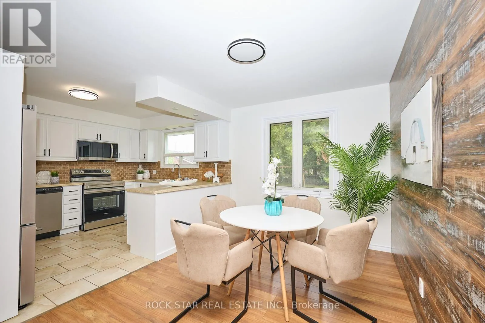 7 JOANNA DRIVE