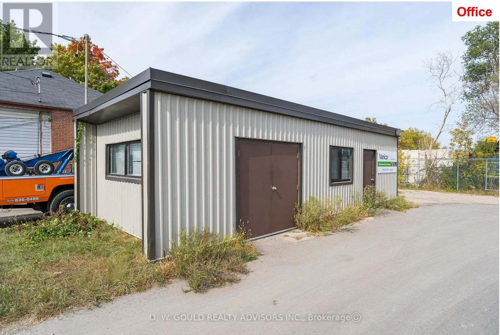 150 VICTORIA ROAD S