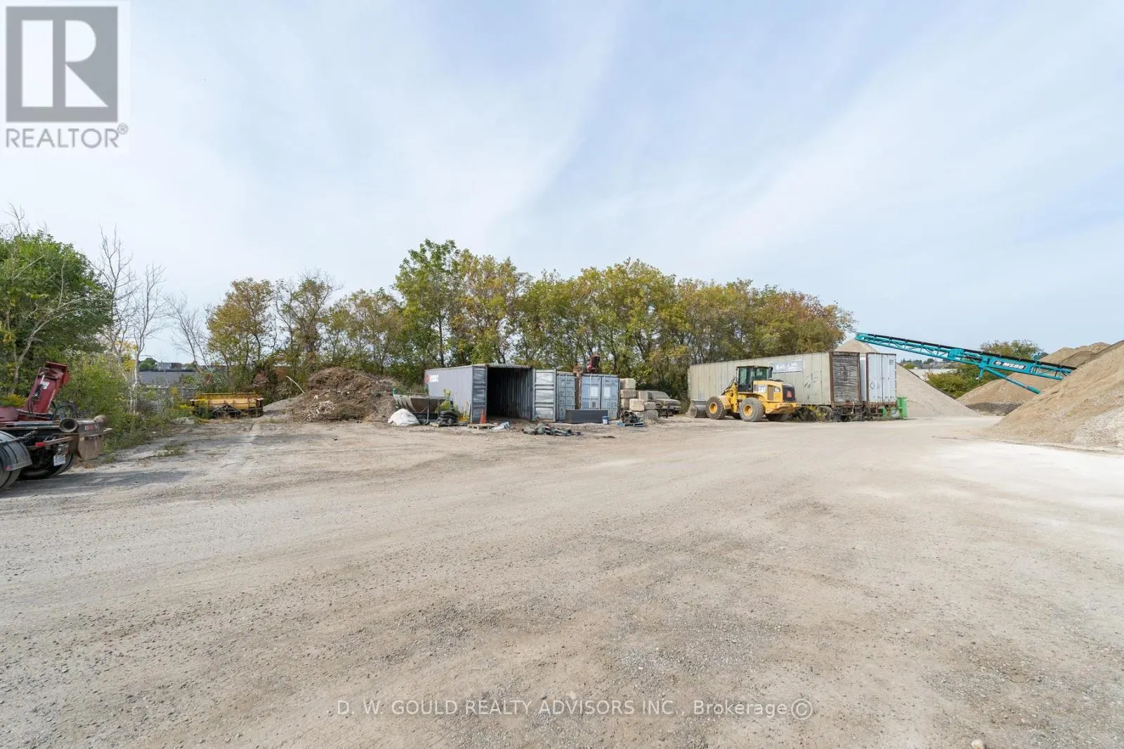 150 VICTORIA ROAD S