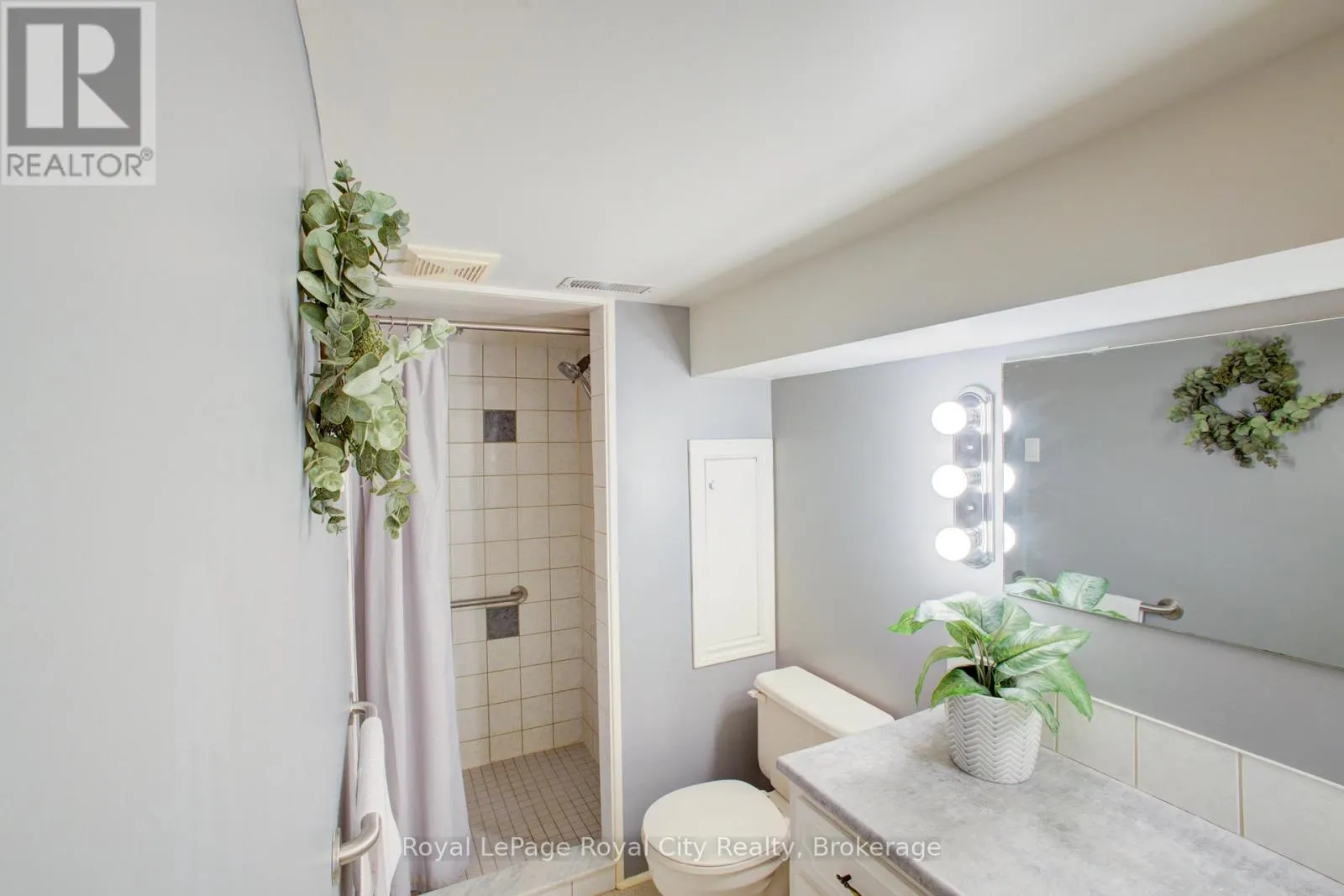 330 SOUTH RIVER ROAD