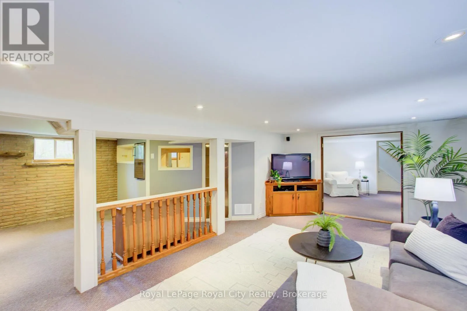 330 SOUTH RIVER ROAD