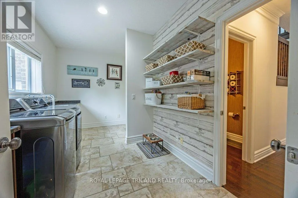 139 SKYLINE AVENUE