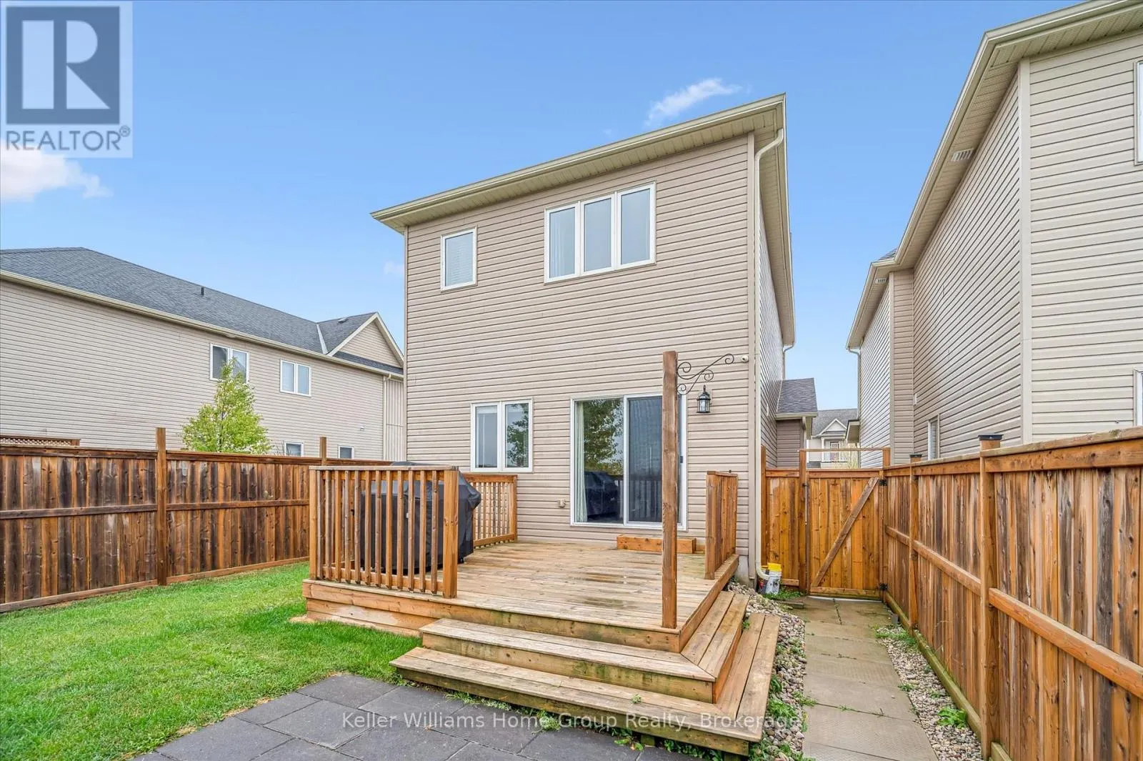 151 COURTNEY STREET