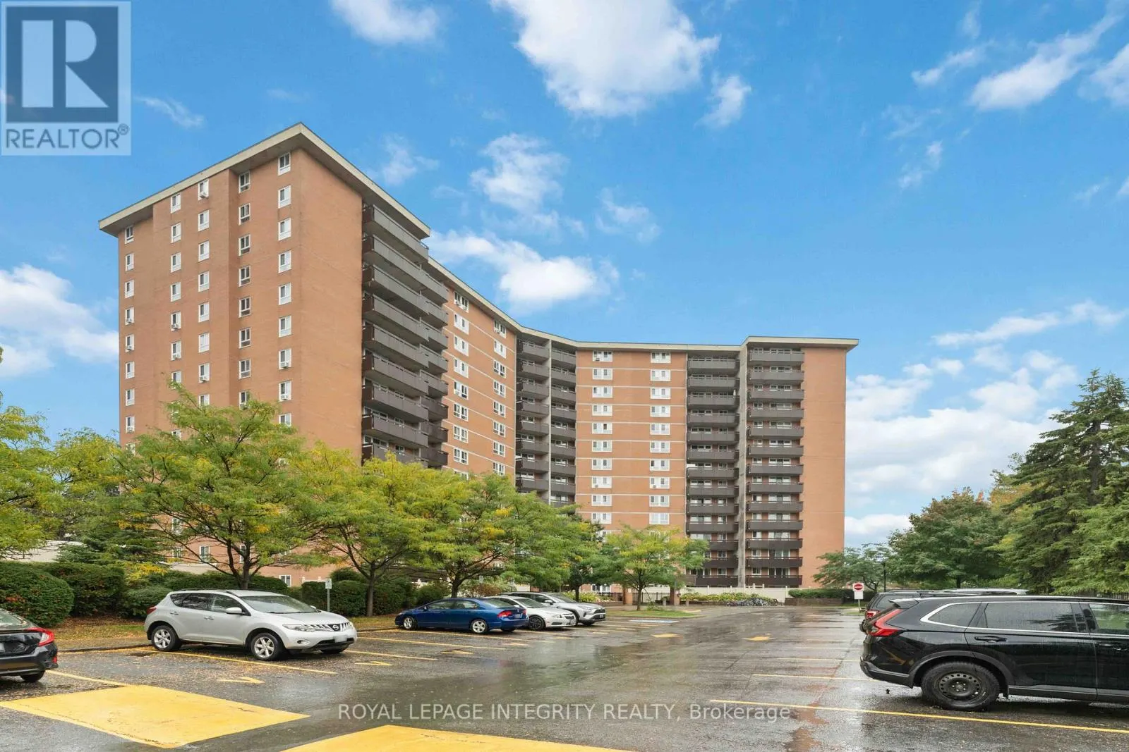 408 - 2000 JASMINE CRESCENT