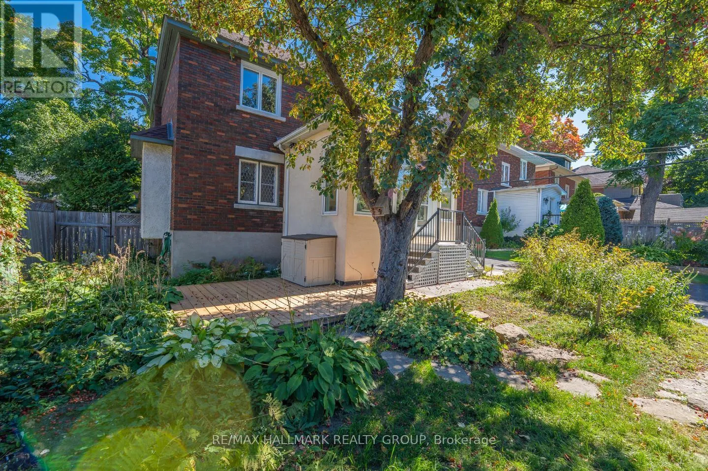 242 HARMER AVENUE S