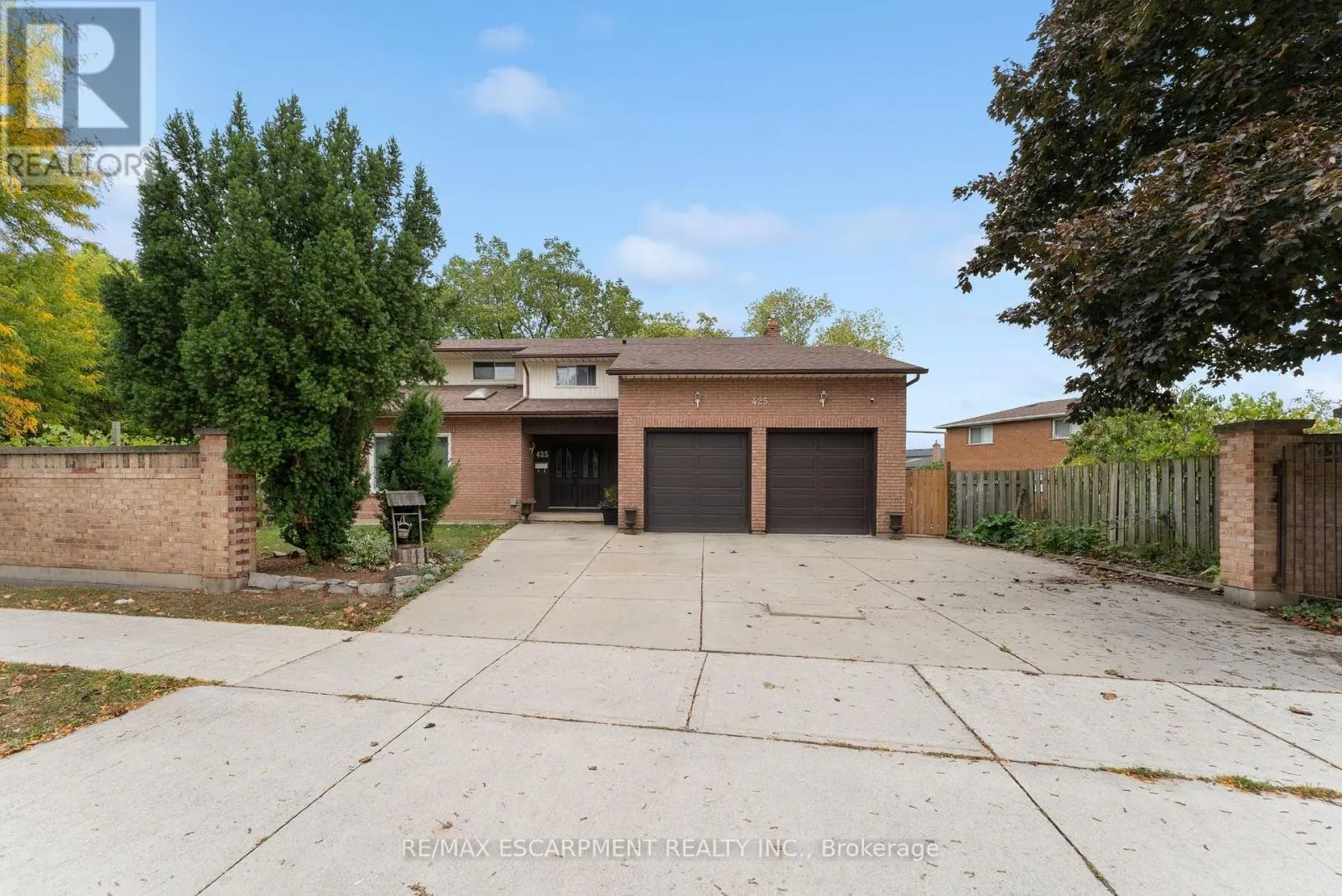 425 GREENHILL AVENUE