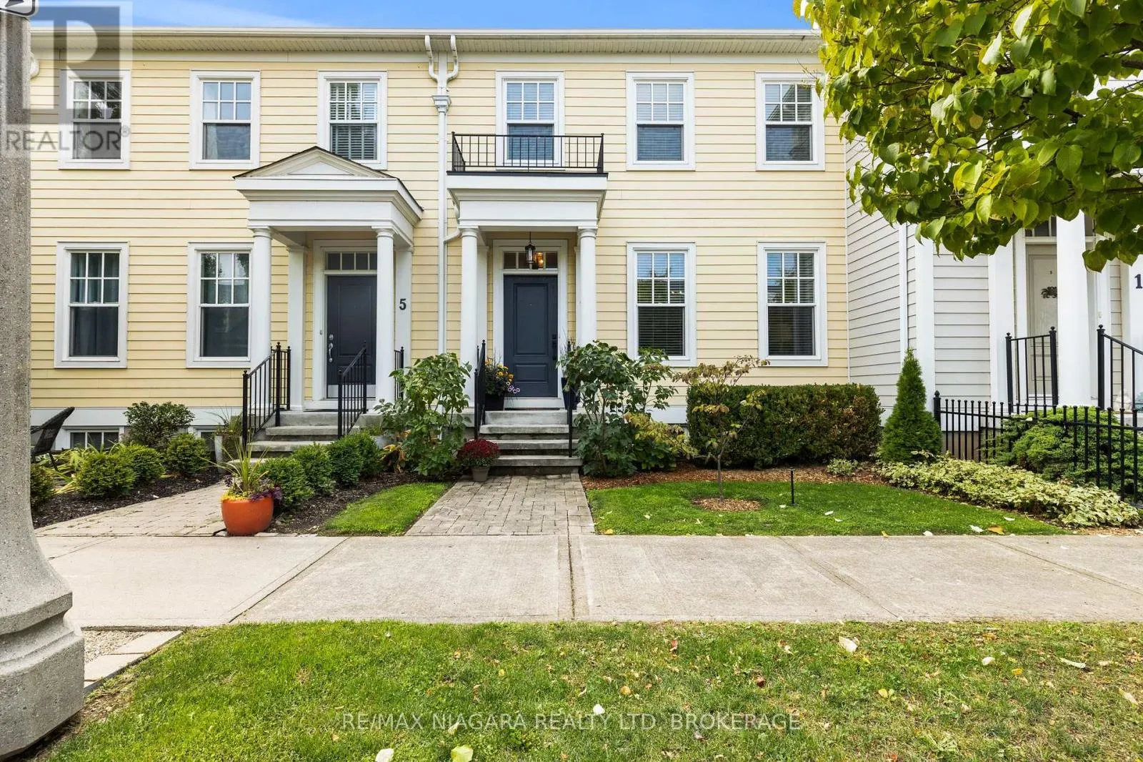 3 BLACKBIRD STREET