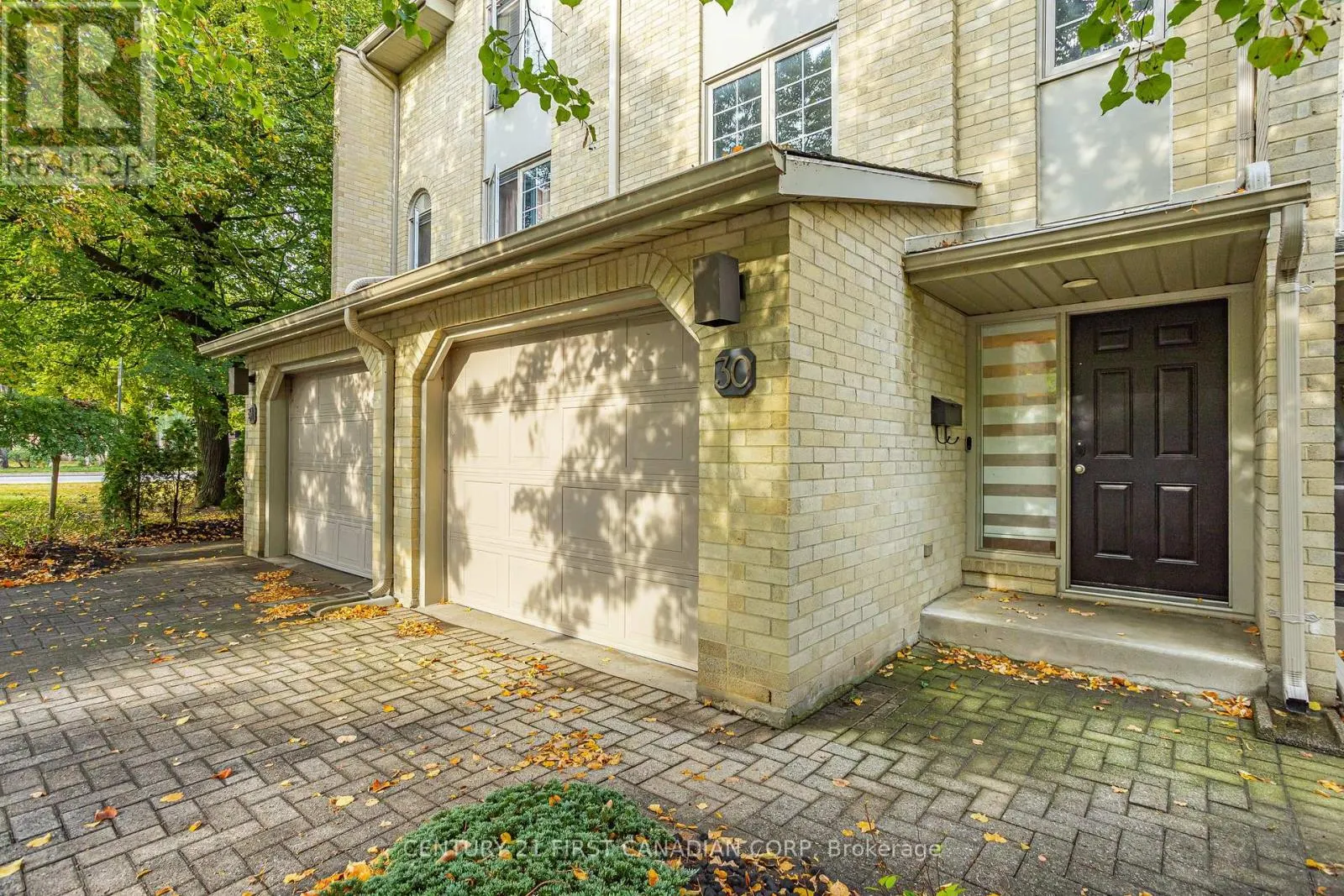 30 - 1399 COMMISSIONERS ROAD W, #30
