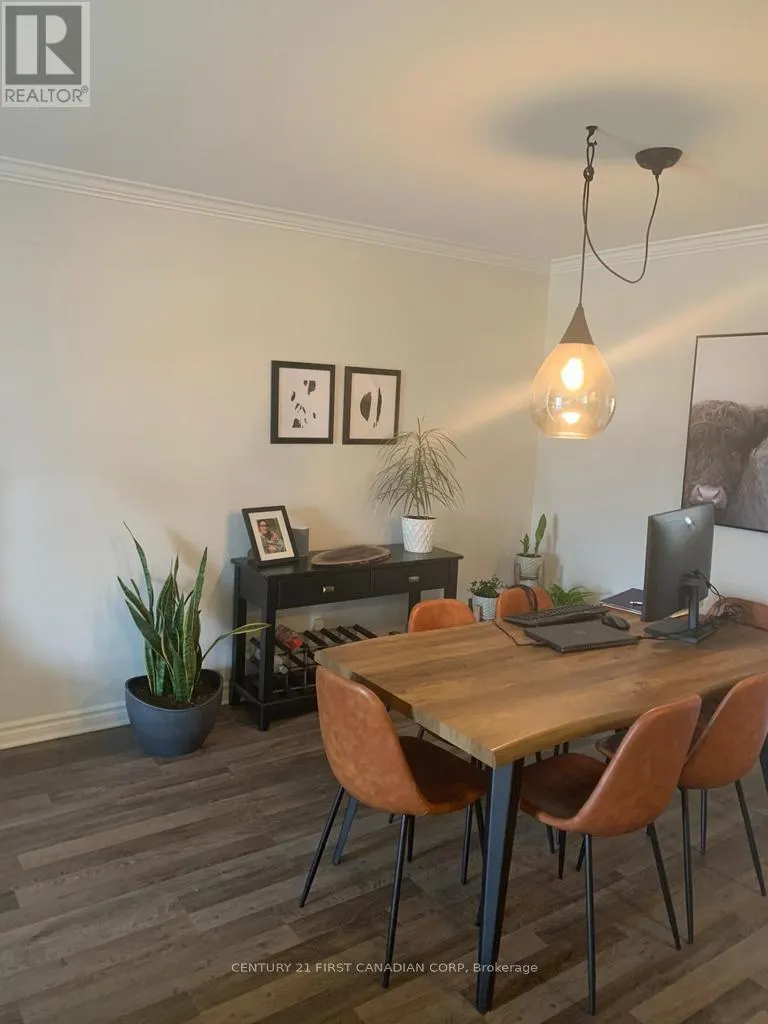 46 - 140 CONWAY DRIVE, #46