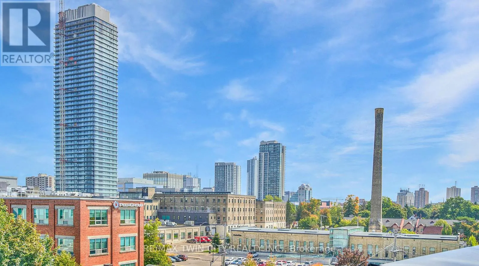 1406 - 100 GARMENT STREET