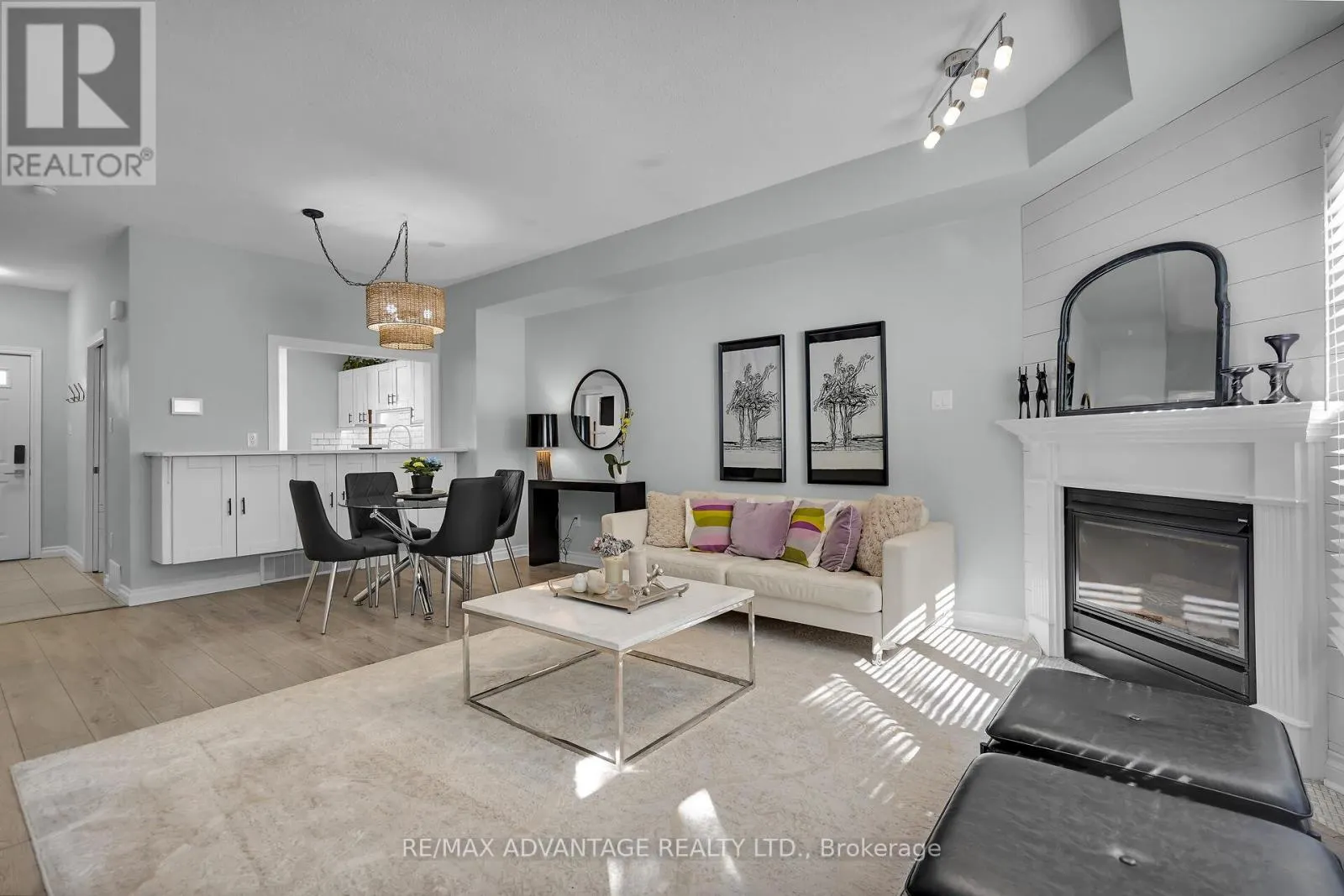 14 - 1415 COMMISSIONERS ROAD W, #14