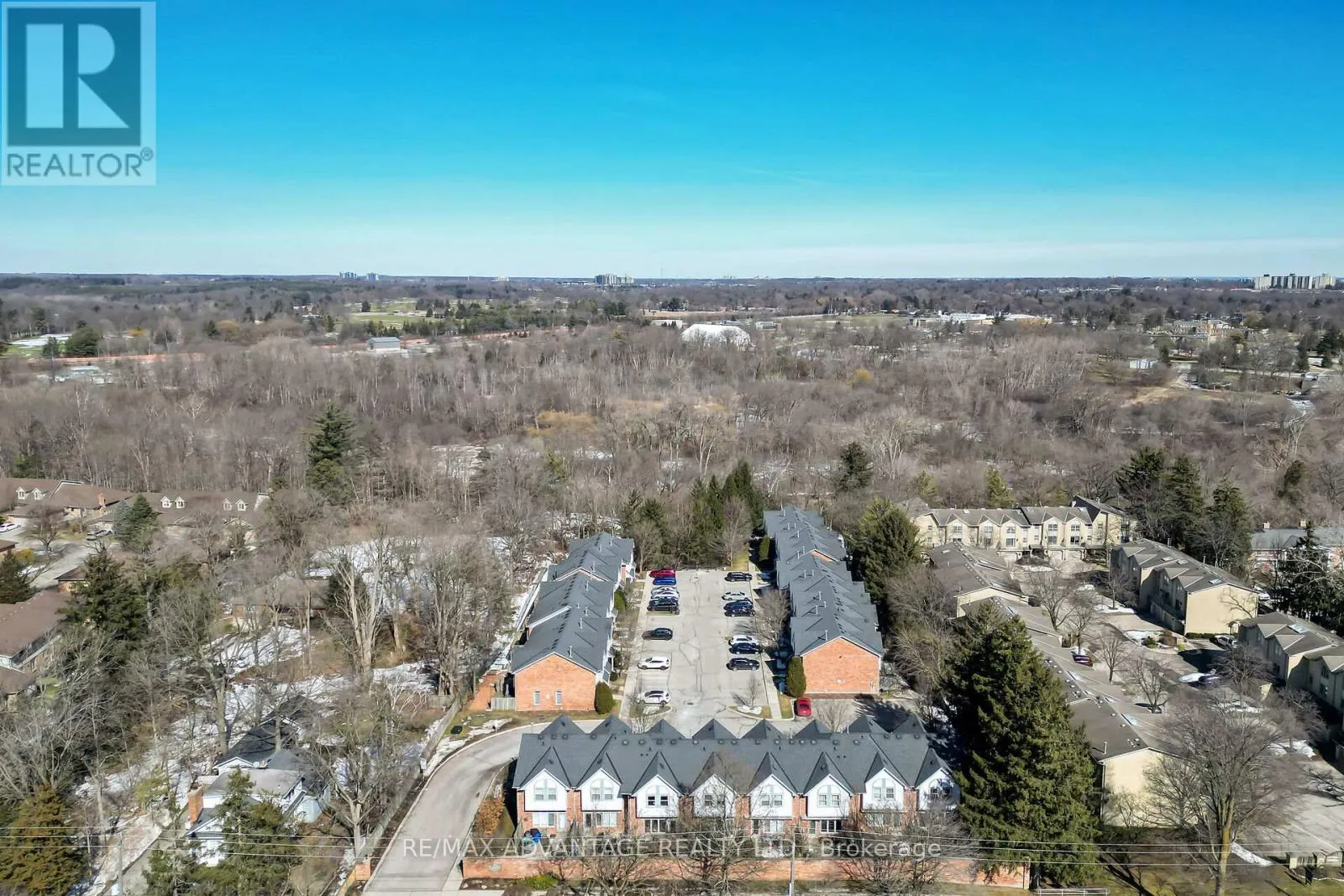 14 - 1415 COMMISSIONERS ROAD W, #14