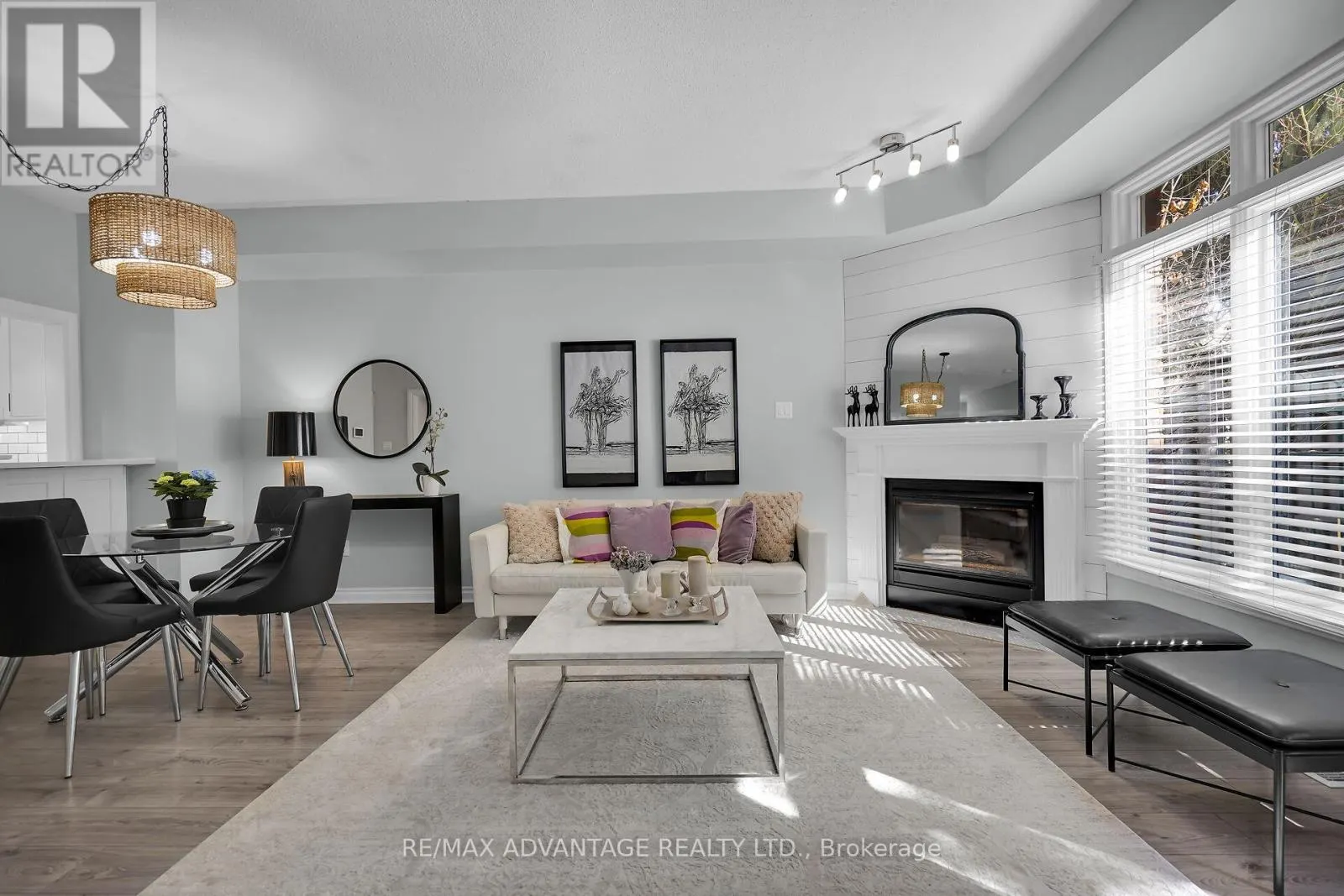 14 - 1415 COMMISSIONERS ROAD W, #14