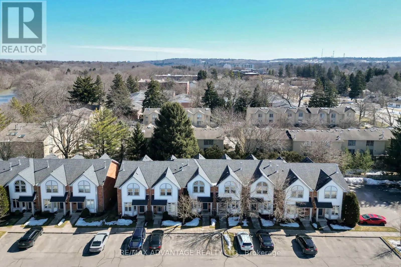 14 - 1415 COMMISSIONERS ROAD W, #14