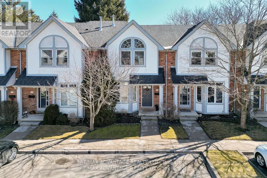 14 - 1415 COMMISSIONERS ROAD W, #14