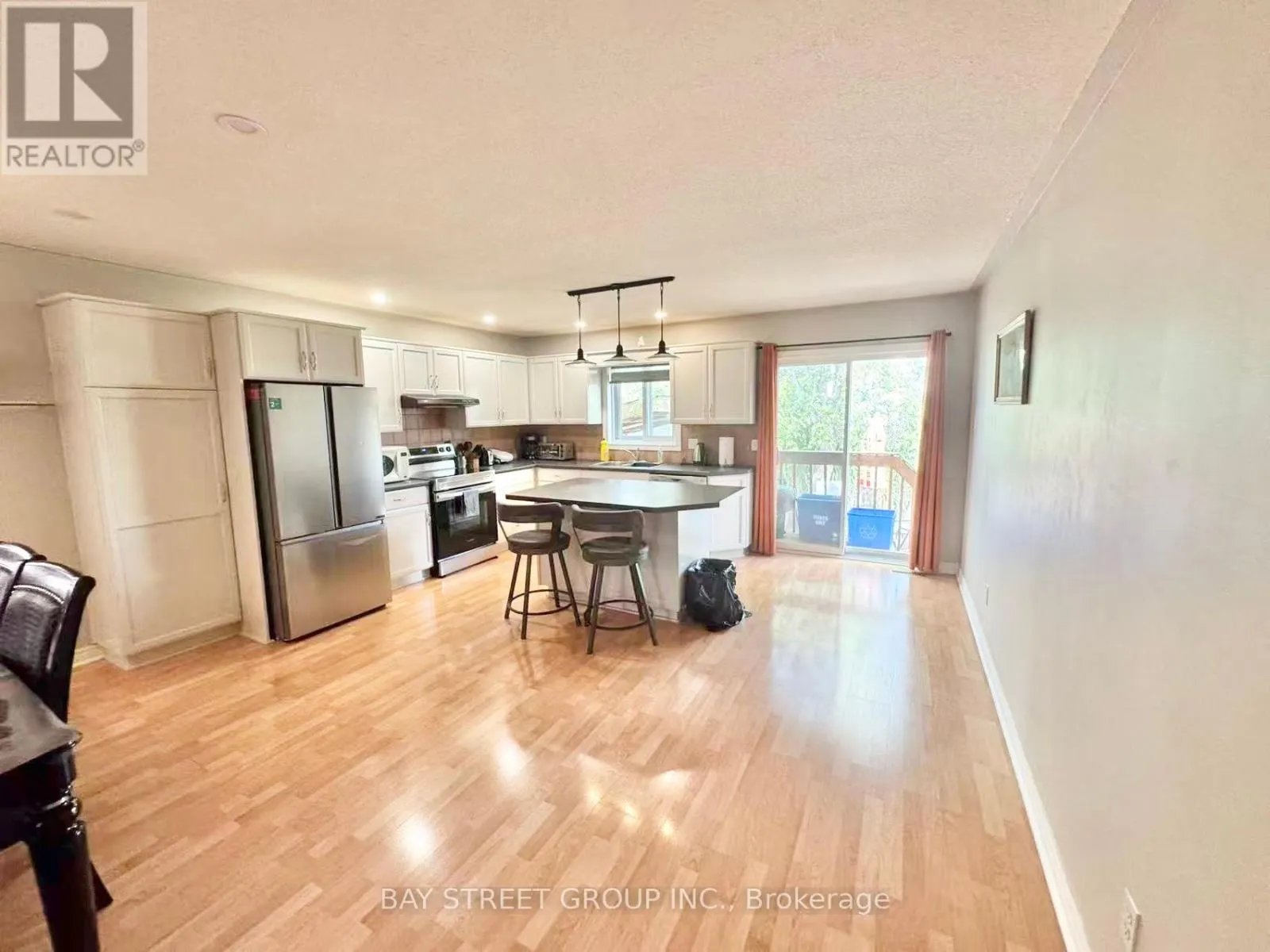 8189 HARVEST CRESCENT
