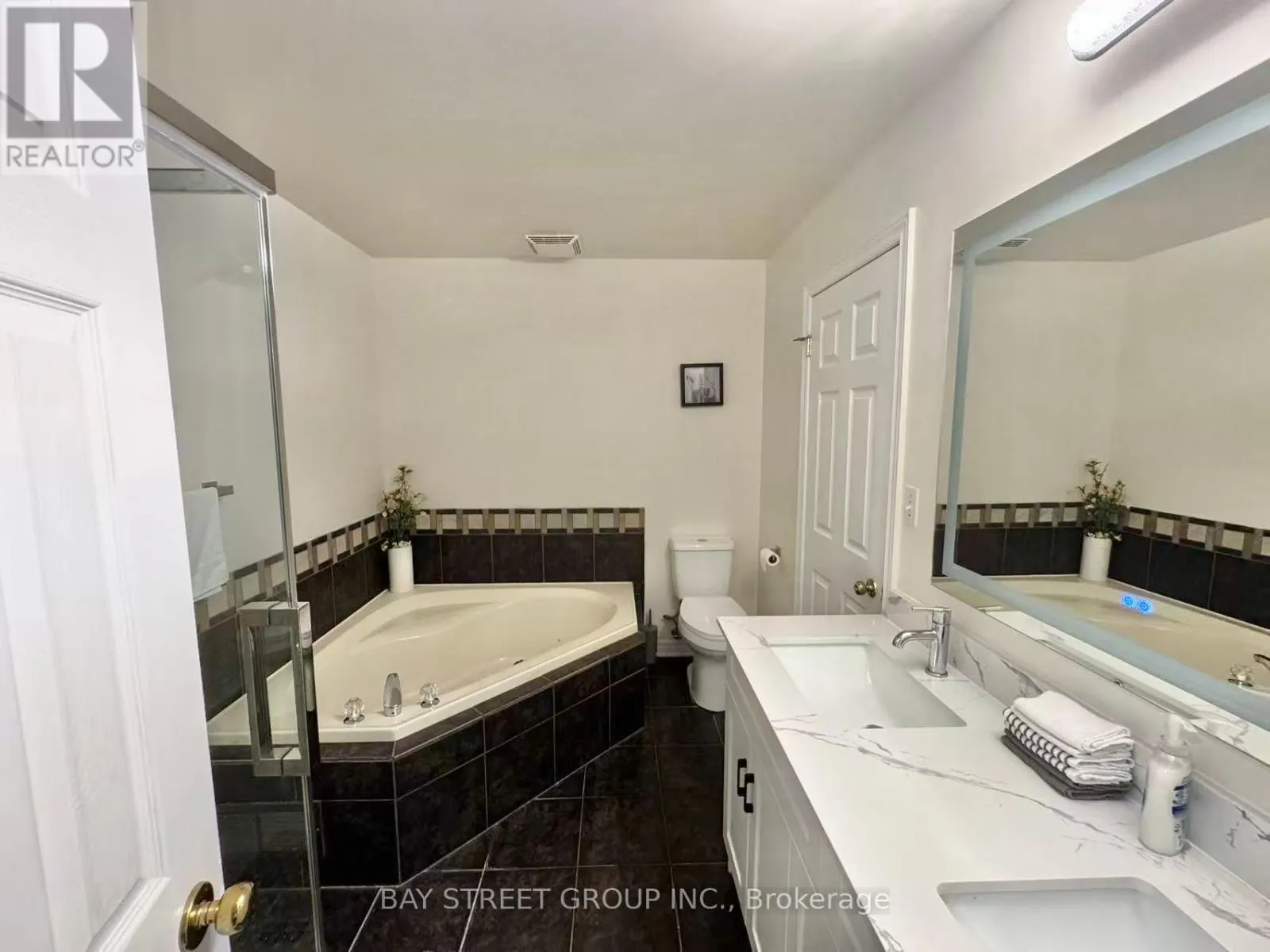 8189 HARVEST CRESCENT