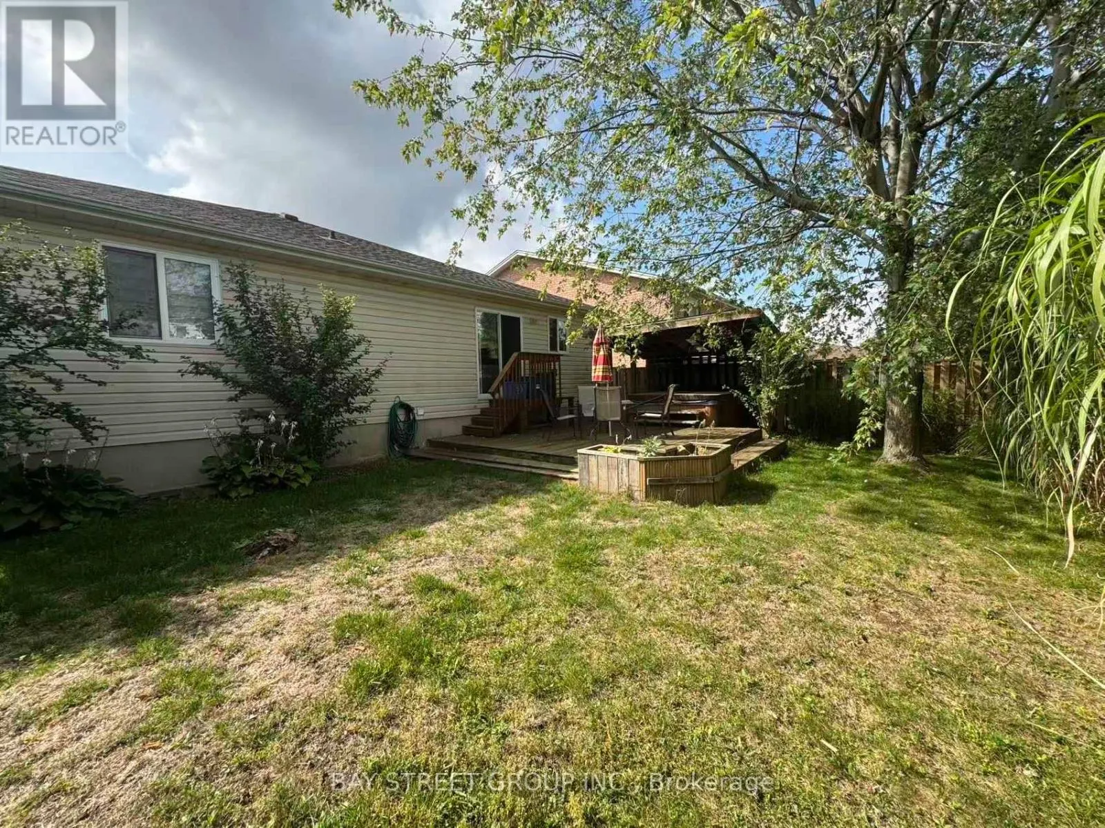 8189 HARVEST CRESCENT