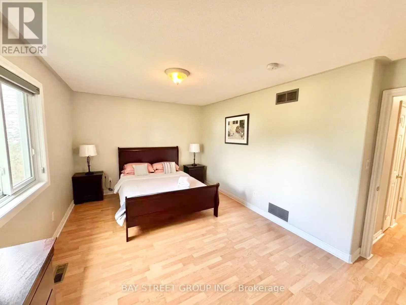 8189 HARVEST CRESCENT