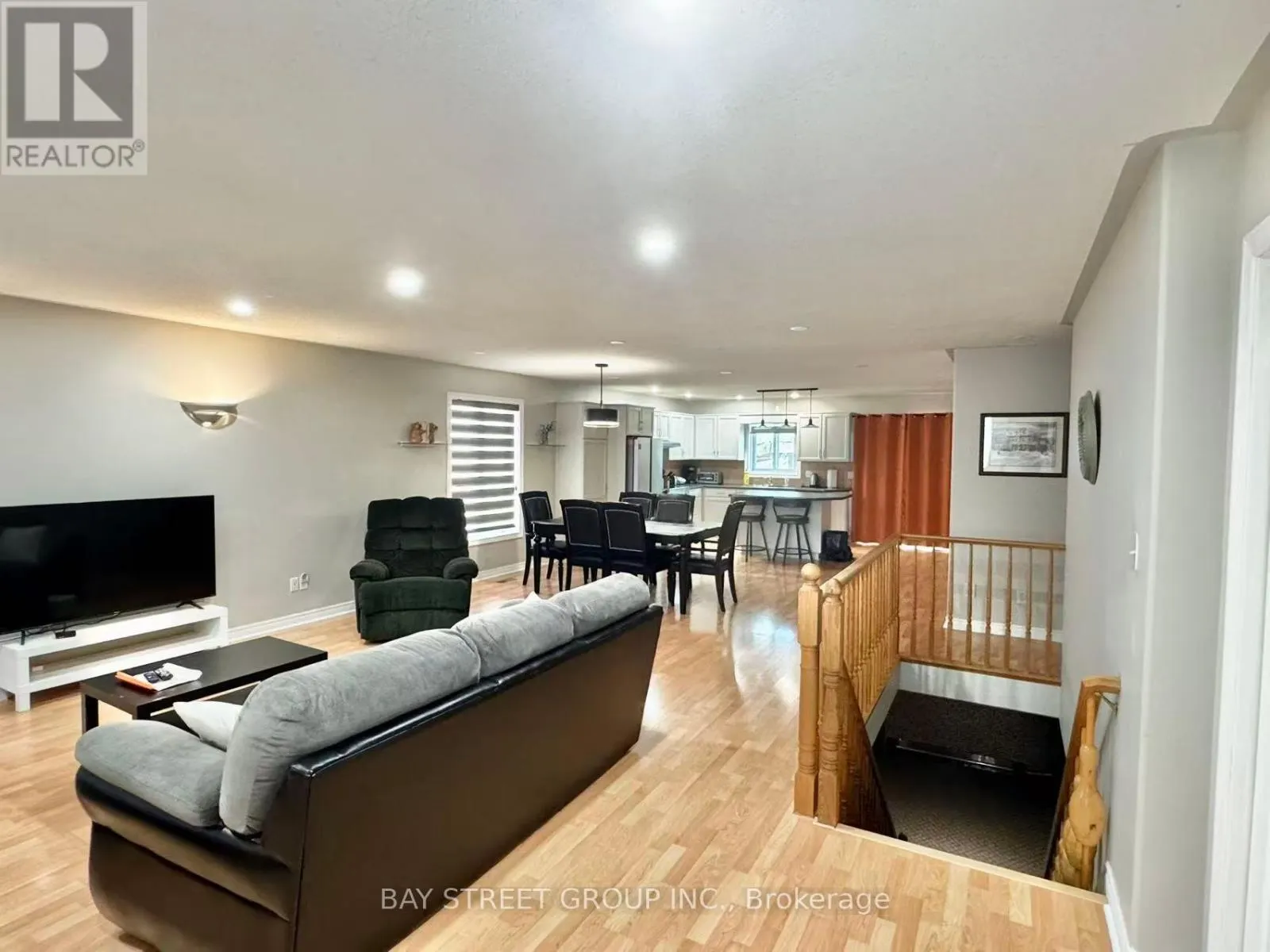 8189 HARVEST CRESCENT