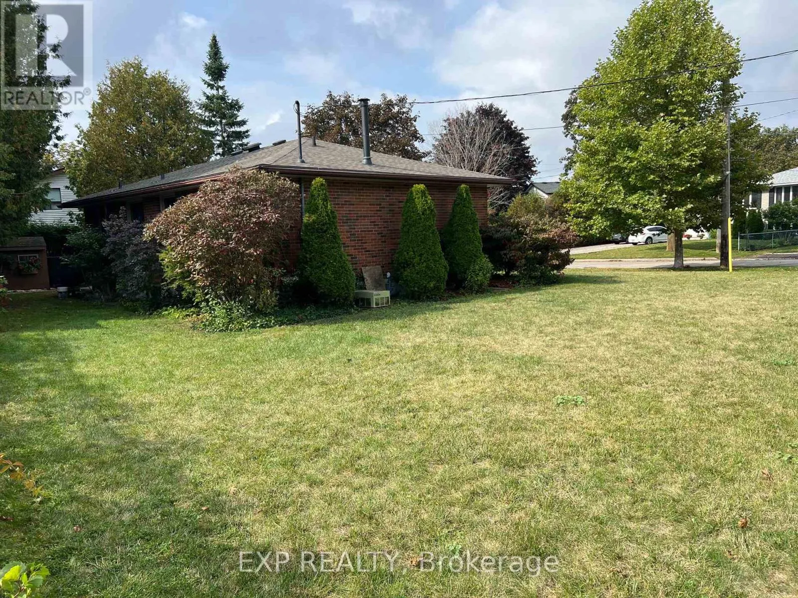 7 GOLFVIEW ROAD