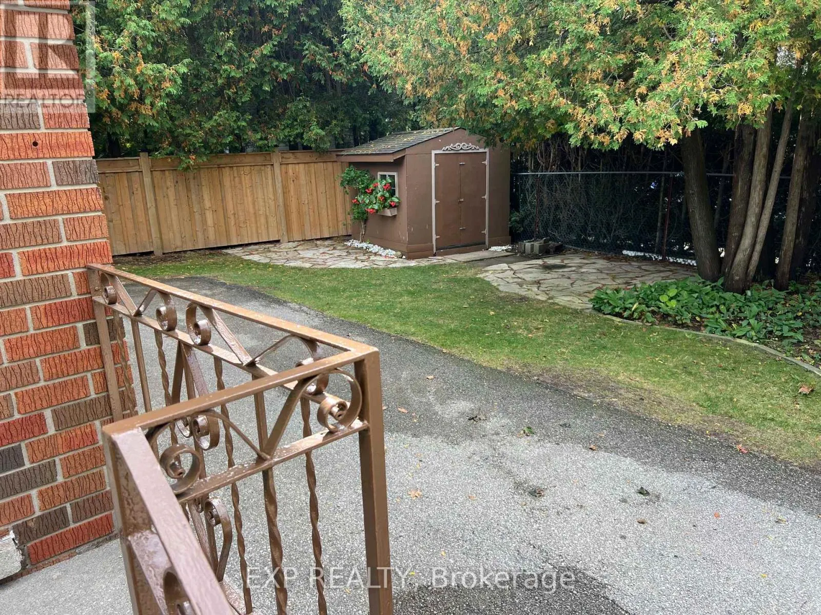 7 GOLFVIEW ROAD