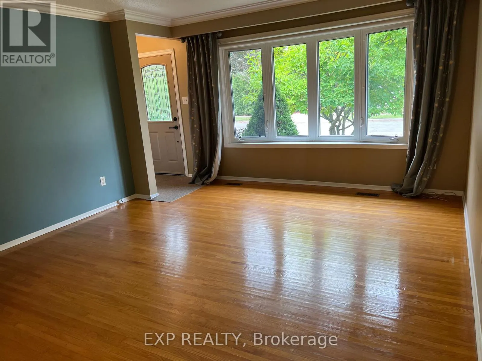 7 GOLFVIEW ROAD