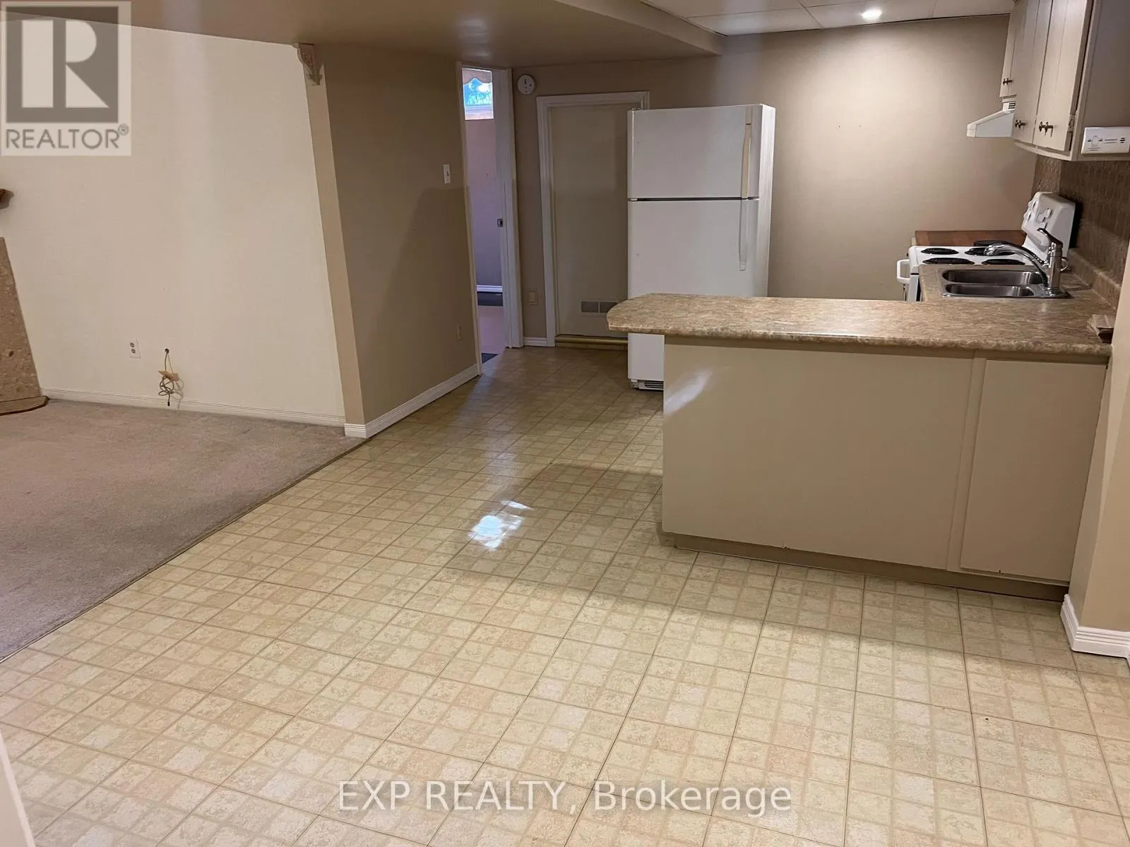 7 GOLFVIEW ROAD