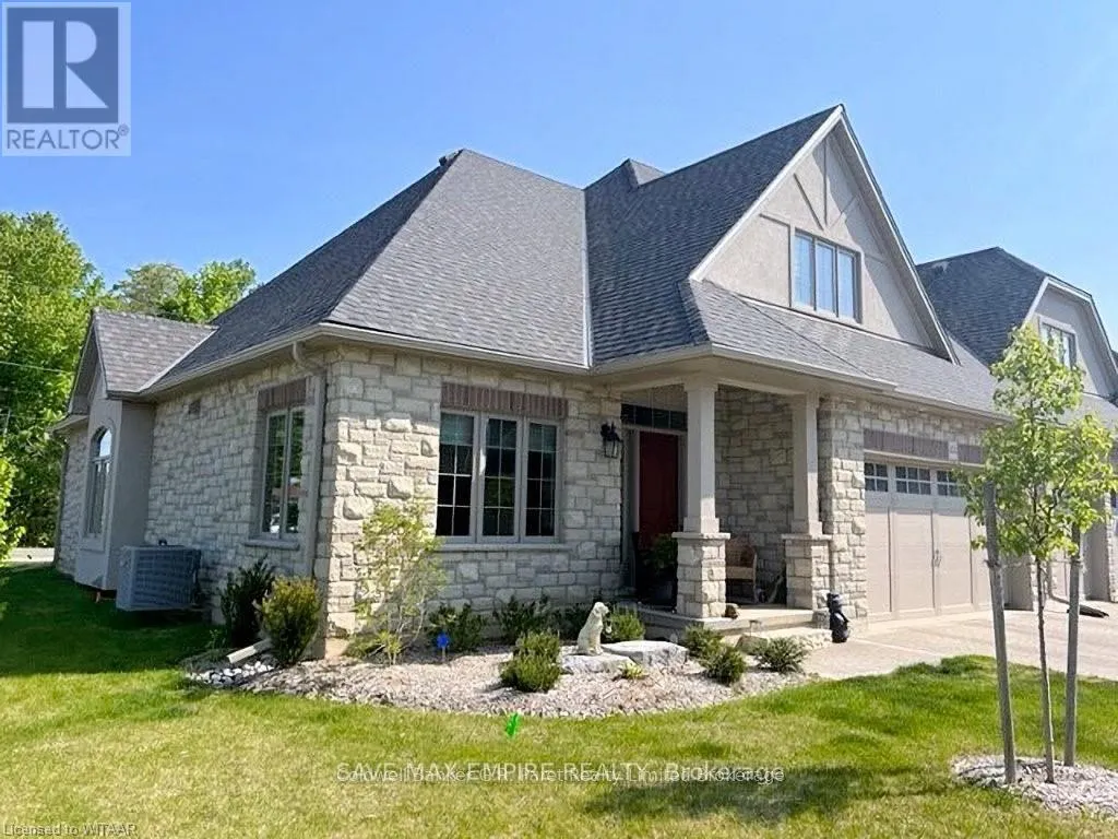 404 - 5 WOOD HAVEN DRIVE