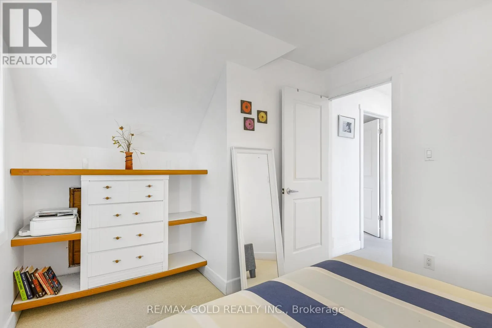 13193 LAKESHORE ROAD