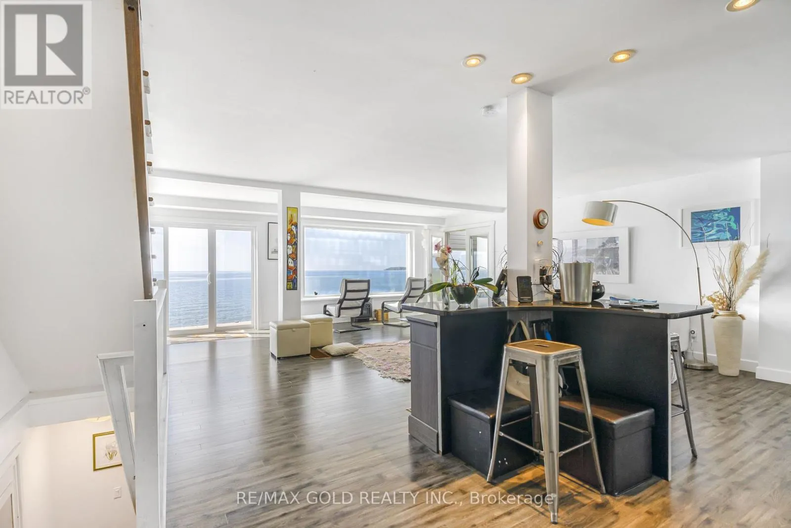 13193 LAKESHORE ROAD