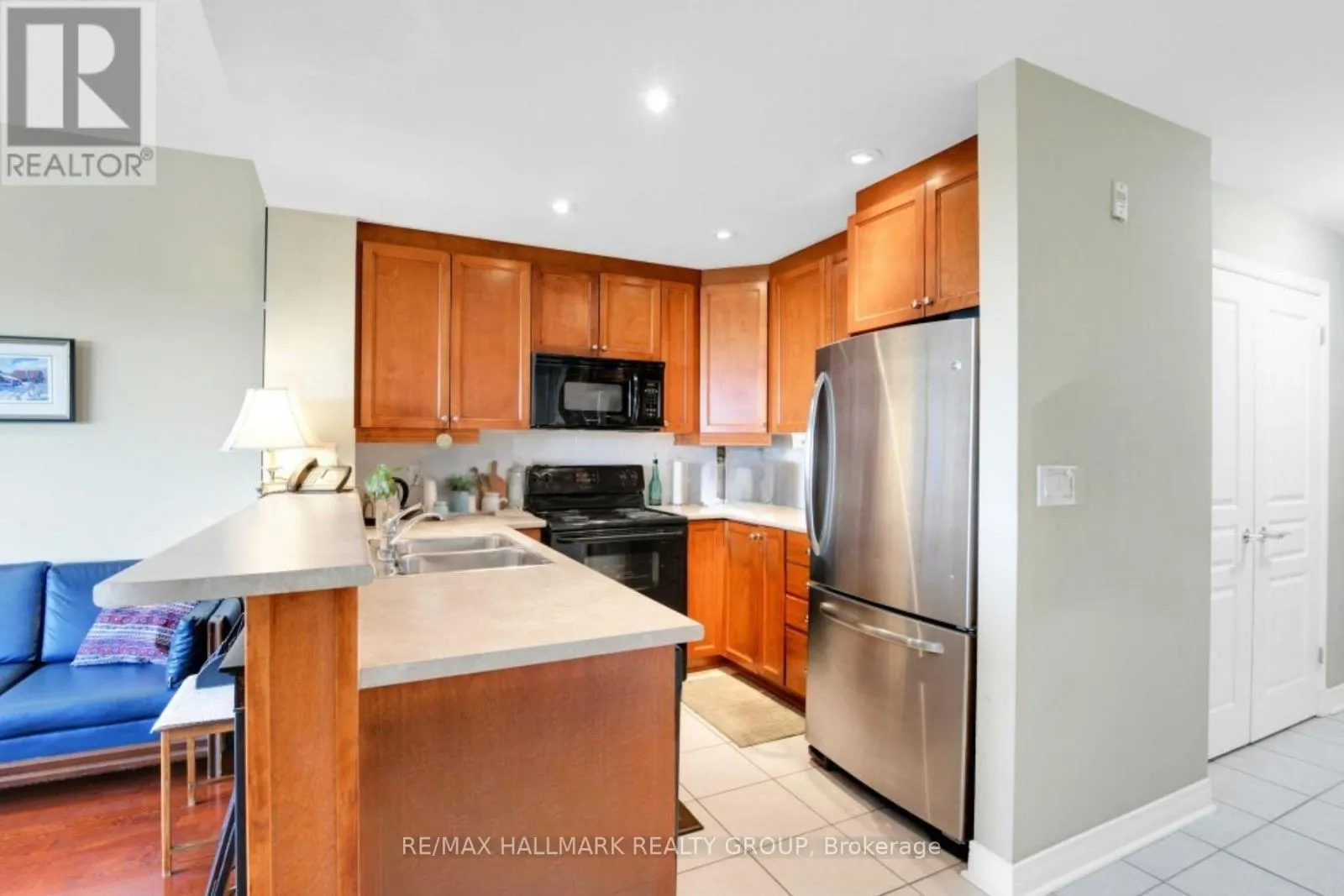 320 - 905 BEAUPARC PRIVATE