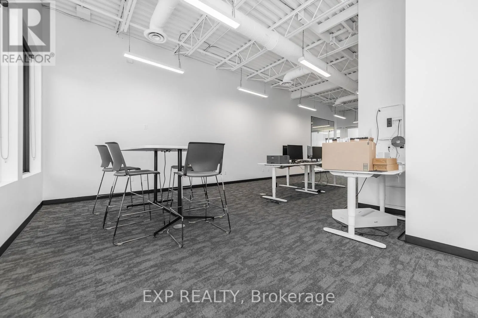 206 & 208 - 2310 ST LAURENT BOULEVARD