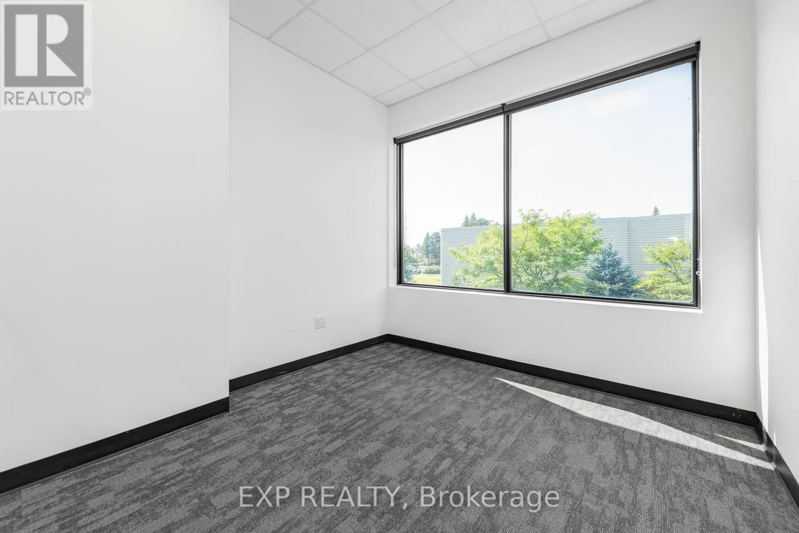 206 & 208 - 2310 ST LAURENT BOULEVARD