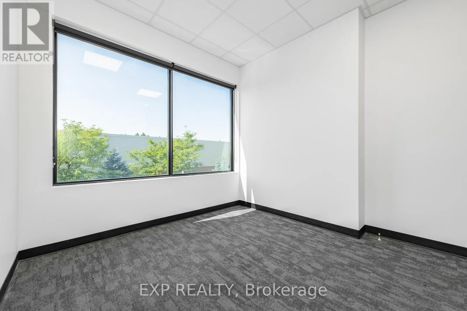 206 & 208 - 2310 ST LAURENT BOULEVARD